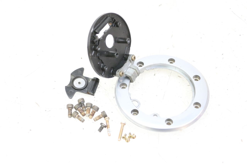 photo de TAPPO SERBATOIO KAWASAKI ZR7 ZR-7 S 750 (1999 - 2004) - Zoom sullo stato d'uso