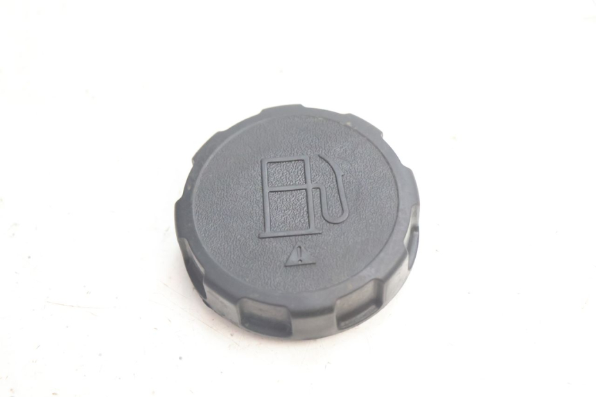 photo de TAPPO SERBATOIO CARBURANTE PEUGEOT KISBEE 4T 50 (2018 - 2022) - Vista principale
