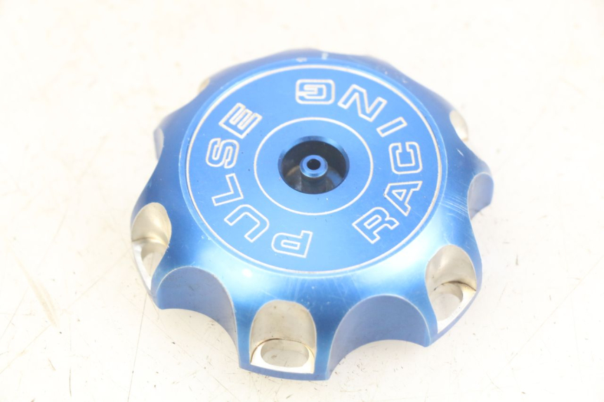 photo de TAPPO SERBATOIO CARBURANTE KAWASAKI KX 85 (2001 - 2013) - Vista principale