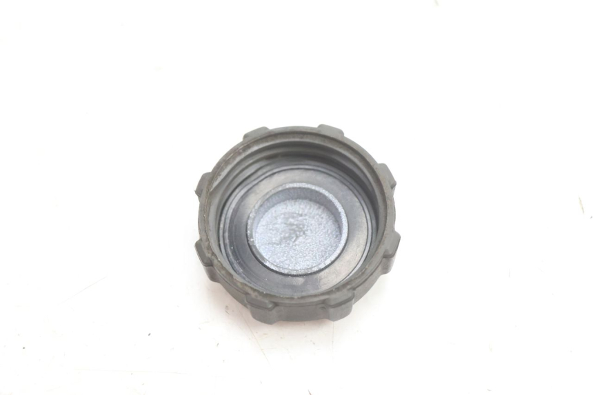 photo de TAPPO SERBATOIO CARBURANTE PIAGGIO MP3 LT 400 (2007 - 2012) - Zoom sullo stato d'uso