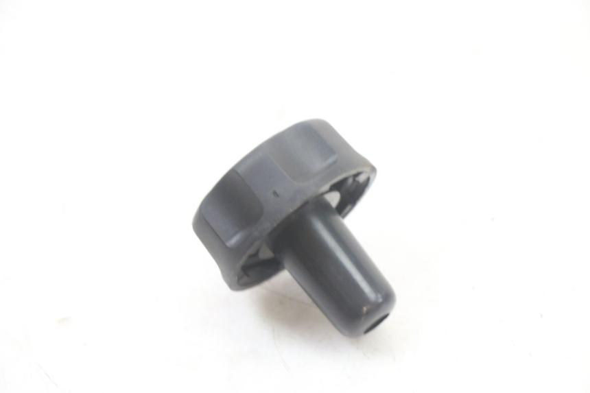 photo de TAPPO SERBATOIO CARBURANTE YAMAHA NEOS NEO'S 4T 50 (2008 - 2016) - Dettaglio del componente