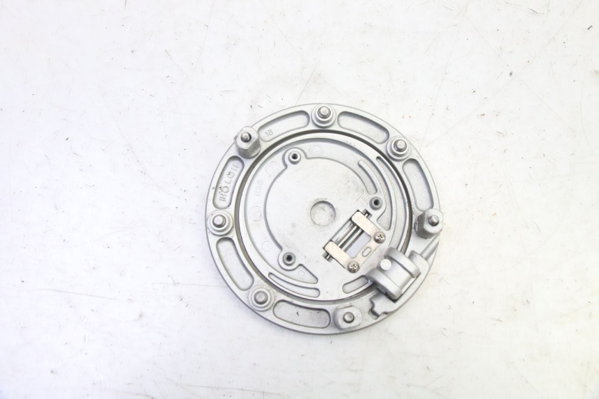 photo de TAPPO SERBATOIO HONDA NTV DEAUVILLE 650 (2001 - 2006) - Altra angolazione