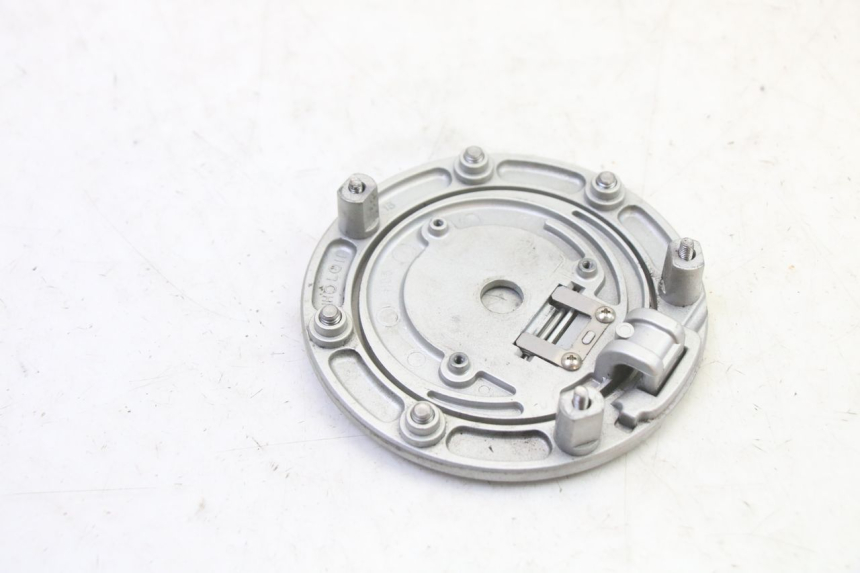 photo de TAPPO SERBATOIO HONDA NTV DEAUVILLE 650 (2001 - 2006) - Primo piano tecnico