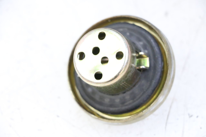 photo de TAPPO SERBATOIO BENZINA JM MOTORS OLDIES GT 4T 50 (2018 - 2025) - Zoom sullo stato d'uso