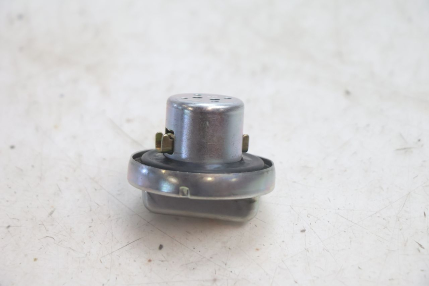 photo de TAPPO SERBATOIO JM MOTORS R-MAX TECH 50 (2024 - 2026) - Altra angolazione