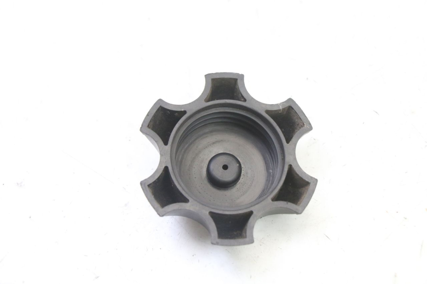 photo de TAPPO SERBATOIO CARBURANTE APOLLO RFZ 125 - Zoom sullo stato d'uso