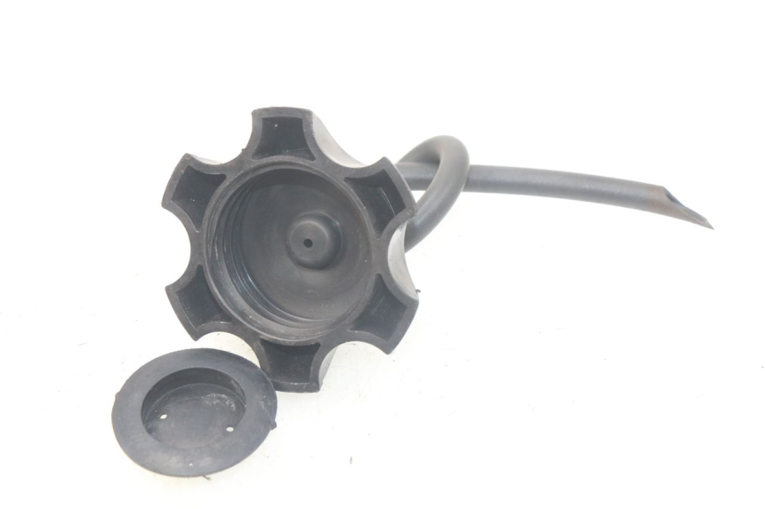 photo de TAPPO SERBATOIO CARBURANTE APOLLO RXF 125 - Dettaglio del componente