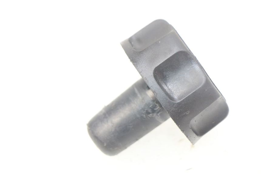 photo de TAPPO SERBATOIO CARBURANTE YAMAHA SLIDER NAKED 50 (2004 - 2018) - Vista principale