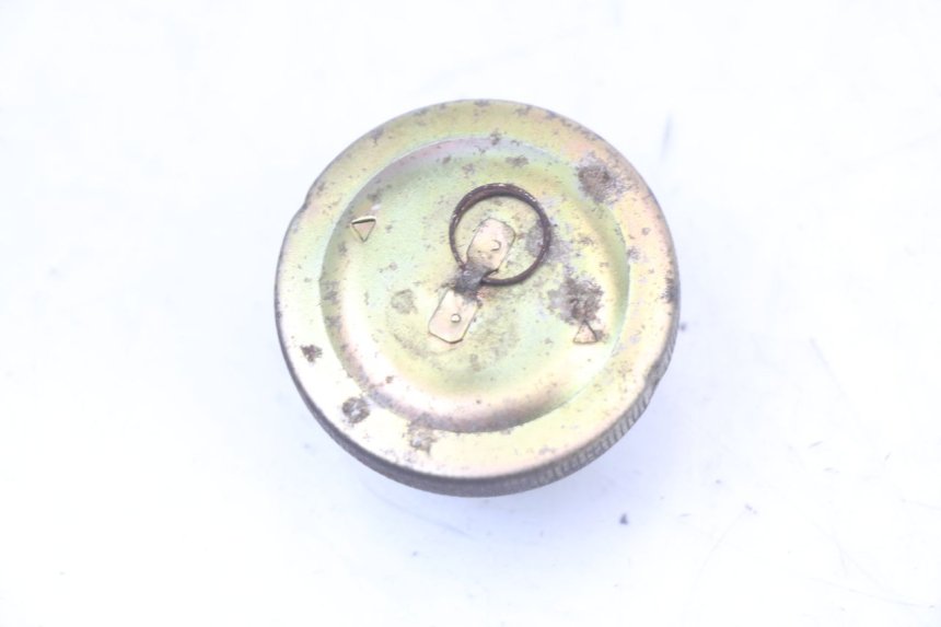 photo de TAPPO SERBATOIO CARBURANTE SYM ORBIT 2 4T 50 (2008 - 2017) - Dettaglio del componente