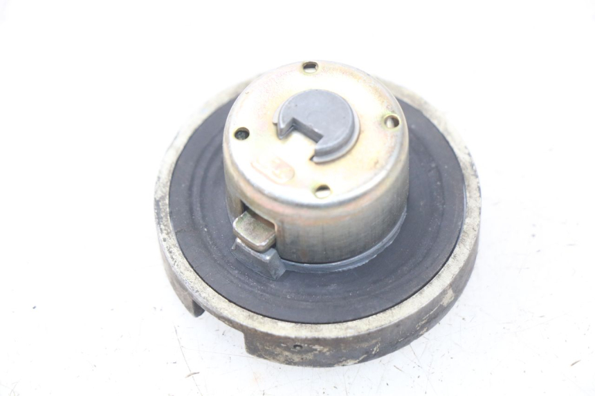 photo de TAPPO SERBATOIO CARBURANTE BAOTIAN TRAVEL SPIRIT 50 (2010 - 2012) - Zoom sullo stato d'uso