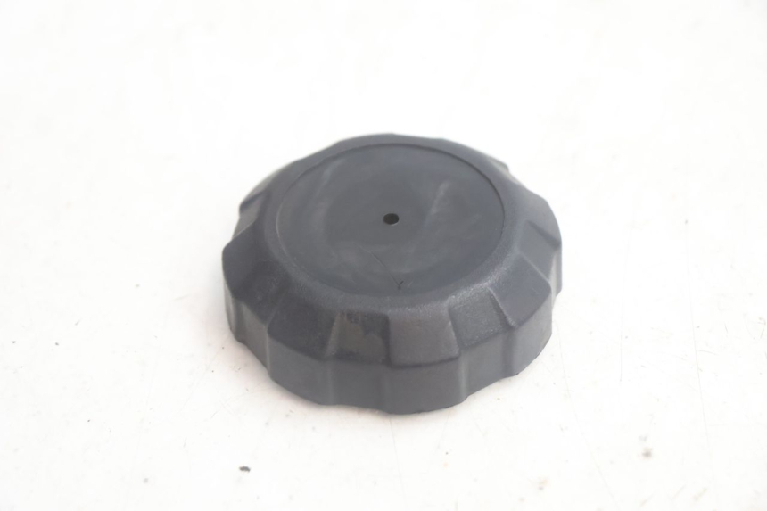 photo de TAPPO SERBATOIO CARBURANTE PEUGEOT TREKKER 50 (1995 - 2004) - Dettaglio del componente