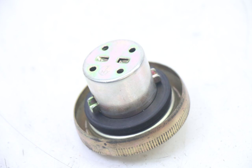 photo de TAPPO SERBATOIO CARBURANTE PEUGEOT TWEET 4T 50 (2018 - 2022) - Zoom sullo stato d'uso