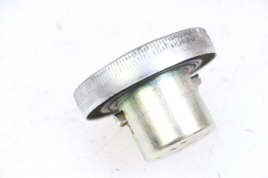 photo de TAPPO SERBATOIO PEUGEOT TWEET PRO EFI 4T 50 (2021 - 2022) - Zoom sullo stato d'uso