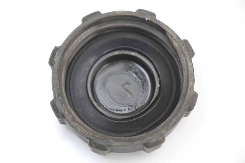 photo de TAPPO SERBATOIO CARBURANTE PIAGGIO VESPA S 2T 50 (2007 - 2014) - Dettaglio del componente