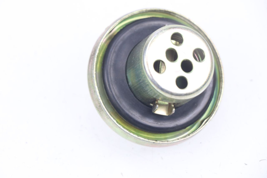 photo de TAPPO SERBATOIO CARBURANTE JM MOTORS VIPER 4T 50 (2015 - 2022) - Zoom sullo stato d'uso