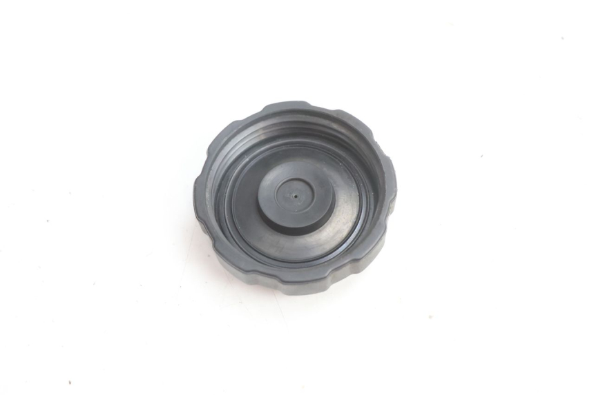 photo de TAPPO SERBATOIO CARBURANTE PEUGEOT VIVACITY 50 (2004 - 2009) - Zoom sullo stato d'uso