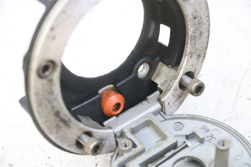 photo de TAPPO SERBATOIO YAMAHA XJ6 ABS 600 (2008 - 2016) - Zoom sullo stato d'uso