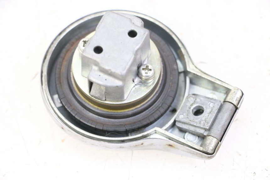 photo de TAPPO SERBATOIO YAMAHA SR 125 (1982 - 2003) - Vista d'insieme del prodotto