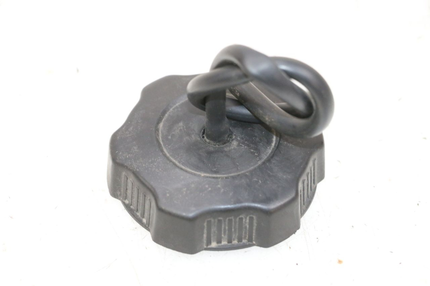 photo de TAPPO SERBATOIO YAMAHA YFM R RAPTOR 250 (2008 - 2014) - Dettaglio del componente