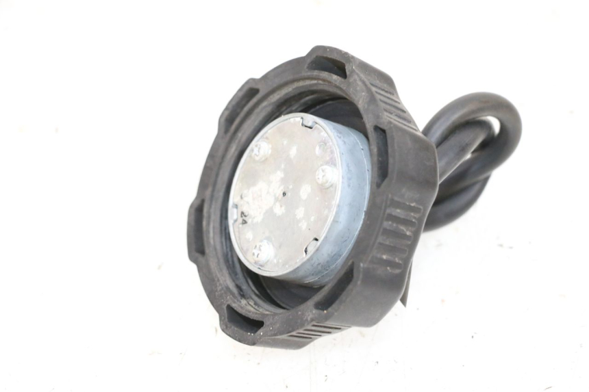 photo de TAPPO SERBATOIO YAMAHA YFM R RAPTOR 250 (2008 - 2014) - Zoom sullo stato d'uso