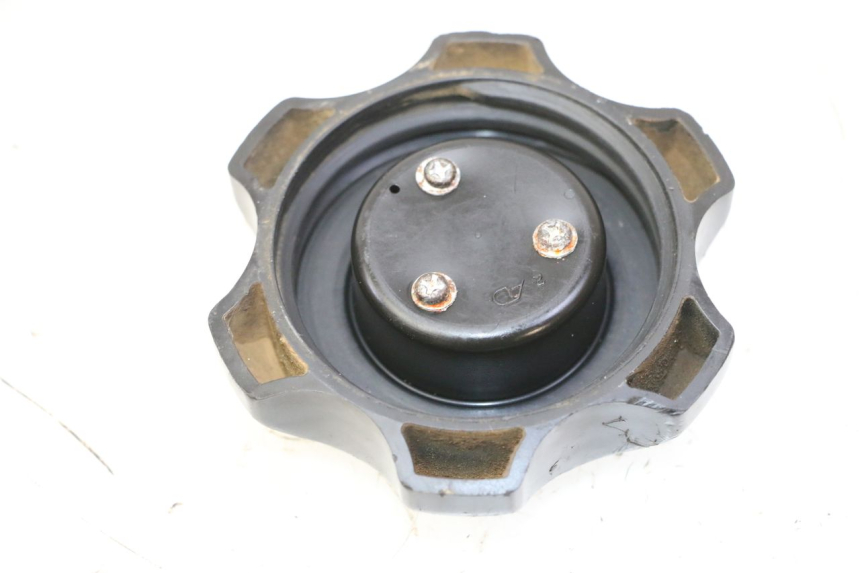 photo de TAPPO SERBATOIO CARBURANTE YAMAHA YZ 85 (2002 - 2018) - Dettaglio del componente