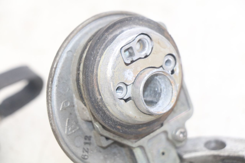 photo de TAPPO SERBATOIO CARBURANTE YAMAHA YZF R1 1000 (2007 - 2008) - Zoom sullo stato d'uso