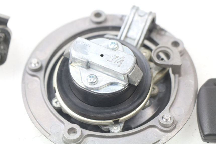 photo de TAPPO SERBATOIO KAWASAKI Z ABS 750 (2007 - 2013) - Vista d'insieme del prodotto