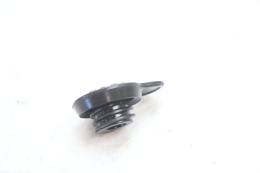 photo de TAPPO SERBATOIO OLIO MBK BOOSTER ROCKET 50 (1995 - 1998) - Zoom sullo stato d'uso