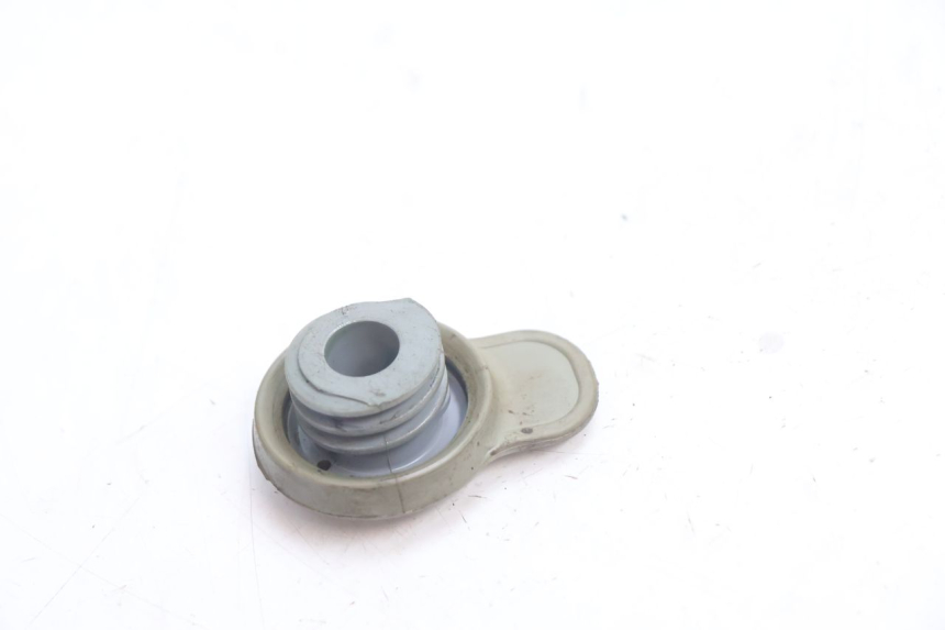 photo de TAPPO SERBATOIO OLIO MBK BOOSTER SPIRIT 50 (1996 - 1999) - Zoom sullo stato d'uso