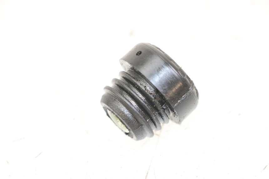 photo de TAPPO SERBATOIO OLIO DERBI SENDA R X-TREME 50 (2006 - 2010) - Dettaglio del componente