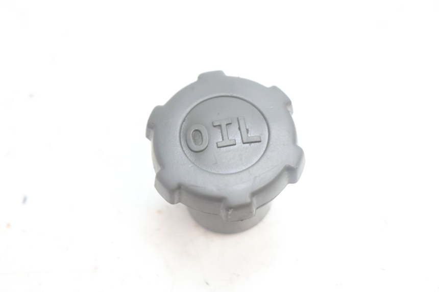 photo de TAPPO SERBATOIO OLIO PIAGGIO LIBERTY 50 (1998 - 2003) - Dettaglio del componente