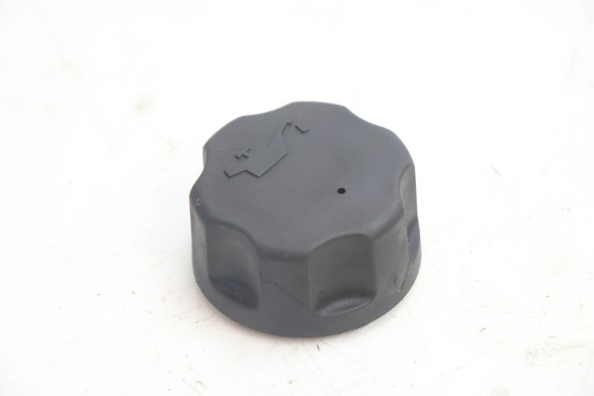 photo de TAPPO SERBATOIO OLIO PEUGEOT LUDIX ONE 50 (2004 - 2006) - Dettaglio del componente