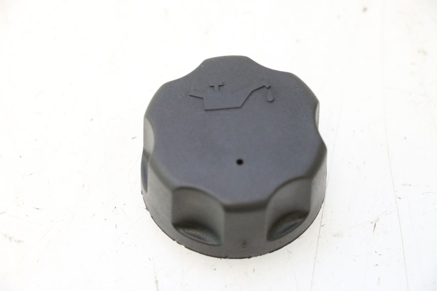 photo de TAPPO SERBATOIO OLIO PEUGEOT LUDIX SNAKE 2T 50 (2004 - 2014) - Vista principale