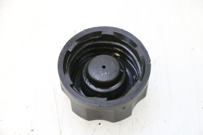 photo de TAPPO SERBATOIO OLIO PEUGEOT LUDIX SNAKE 2T 50 (2004 - 2014) - Dettaglio del componente