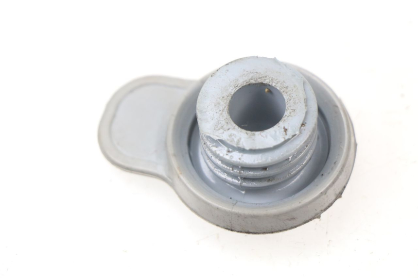 photo de TAPPO SERBATOIO OLIO MBK OVETTO 2T 50 (2007 - 2017) - Dettaglio del componente