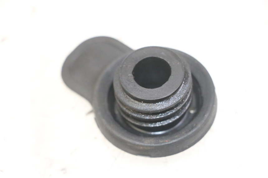photo de TAPPO SERBATOIO OLIO YAMAHA TDR DELTABOX 125 (1997 - 2003) - Dettaglio del componente