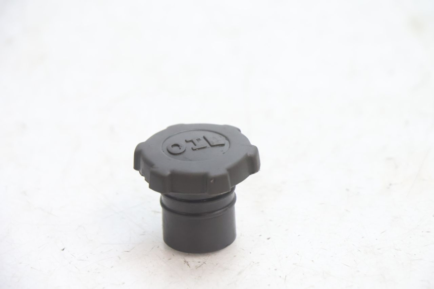 photo de TAPPO SERBATOIO OLIO PIAGGIO TYPHOON 50 (2000 - 2009) - Vista principale