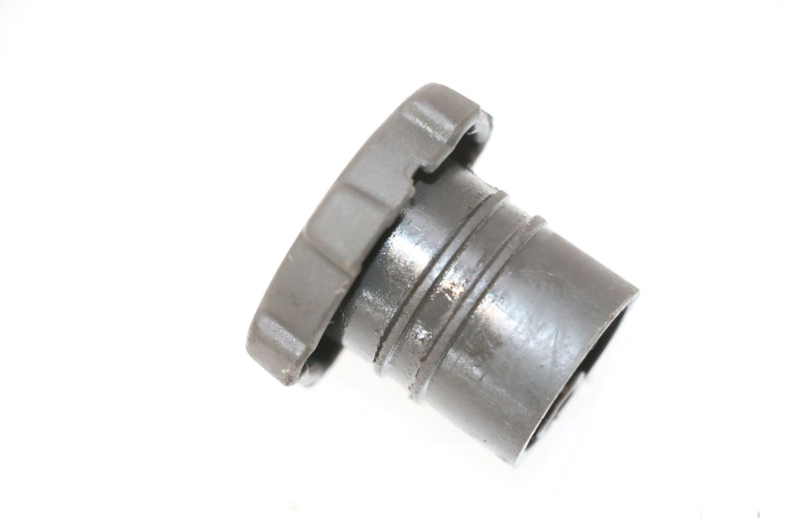 photo de TAPPO SERBATOIO OLIO PIAGGIO TYPHOON 50 (2000 - 2009) - Zoom sullo stato d'uso