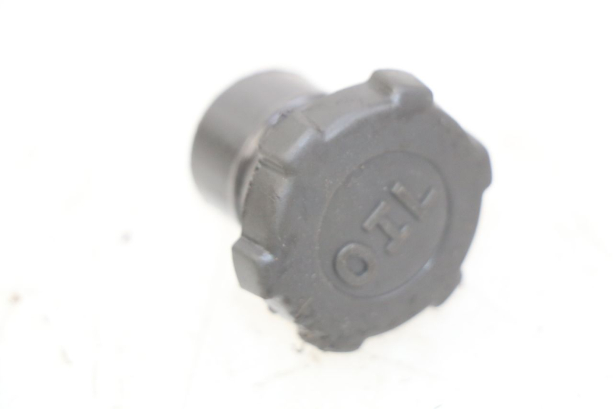 photo de TAPPO SERBATOIO OLIO PIAGGIO VESPA PRIMAVERA 2T 50 (2013 - 2018) - Vista principale