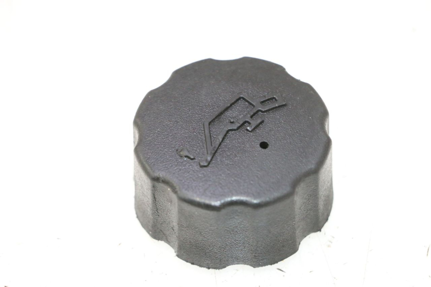 photo de TAPPO SERBATOIO OLIO PEUGEOT VIVACITY 50 (2004 - 2009) - Vista principale