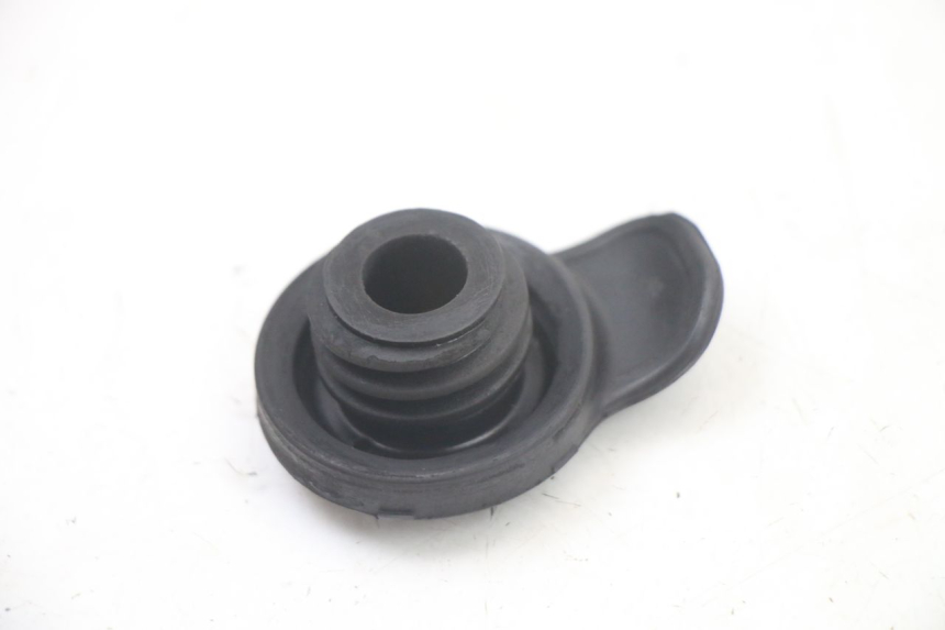 photo de TAPPO SERBATOIO OLIO YAMAHA BW'S NG NEXT GENERATION 50 (1996 - 2003) - Zoom sullo stato d'uso