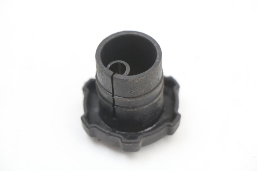 photo de TAPPO SERBATOIO OLIO PIAGGIO ZIP 2T 50 (2009 - 2019) - Zoom sullo stato d'uso