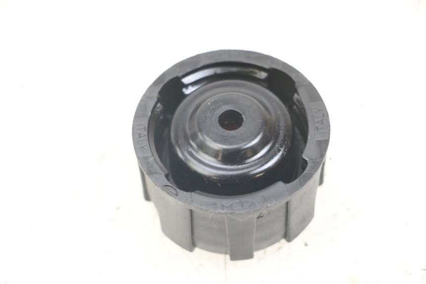 photo de TAPPO VASO ESPANSIONE YAMAHA AEROX 2T 50 (2013 - 2017) - Dettaglio del componente