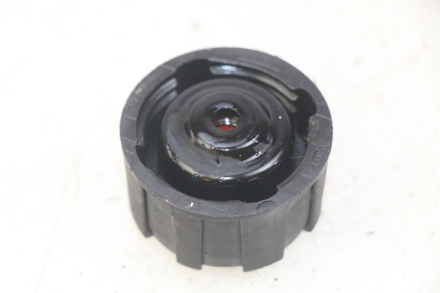 photo de TAPPO VASO ESPANSIONE APRILIA ATLANTIC 125 (2003 - 2009) - Zoom sullo stato d'uso