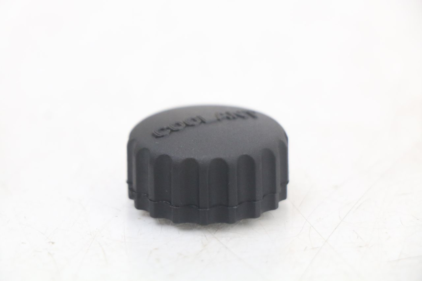 photo de VASO ESPANSIONE TAPPO HUSQVARNA SVARTPILEN 401 (2018 - 2023) - Zoom sullo stato d'uso