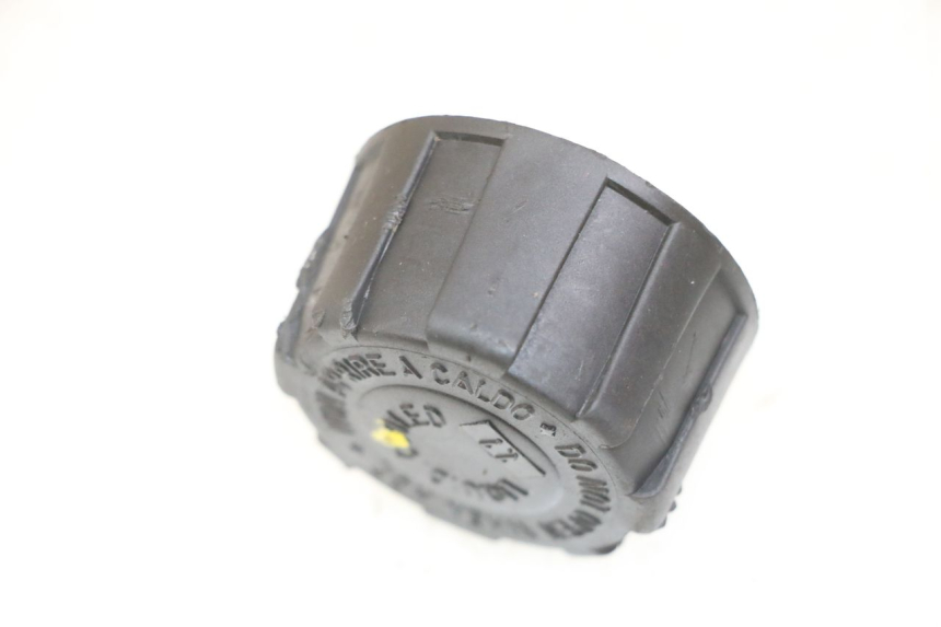 photo de TAPPO VASO ESPANSIONE PIAGGIO MP3 LT 300 (2010 - 2016) - Zoom sullo stato d'uso