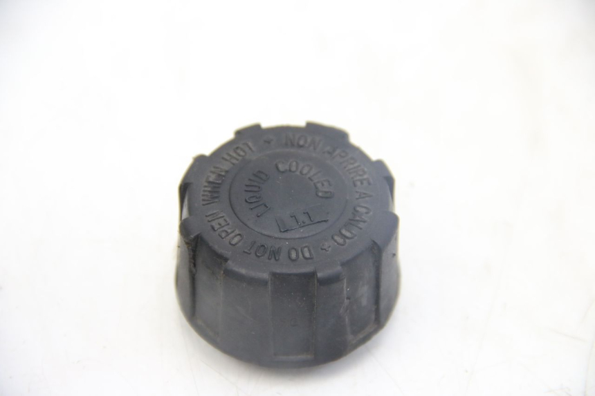 photo de TAPPO VASO ESPANSIONE PIAGGIO MP3 125 (2006 - 2014) - Vista principale