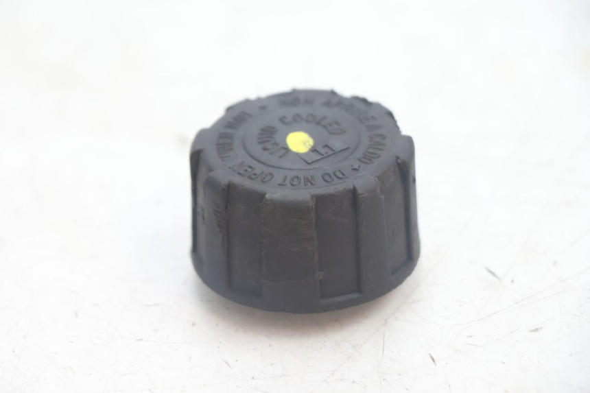 photo de TAPPO VASO ESPANSIONE PIAGGIO MP3 125 (2006 - 2014) - Dettaglio del componente