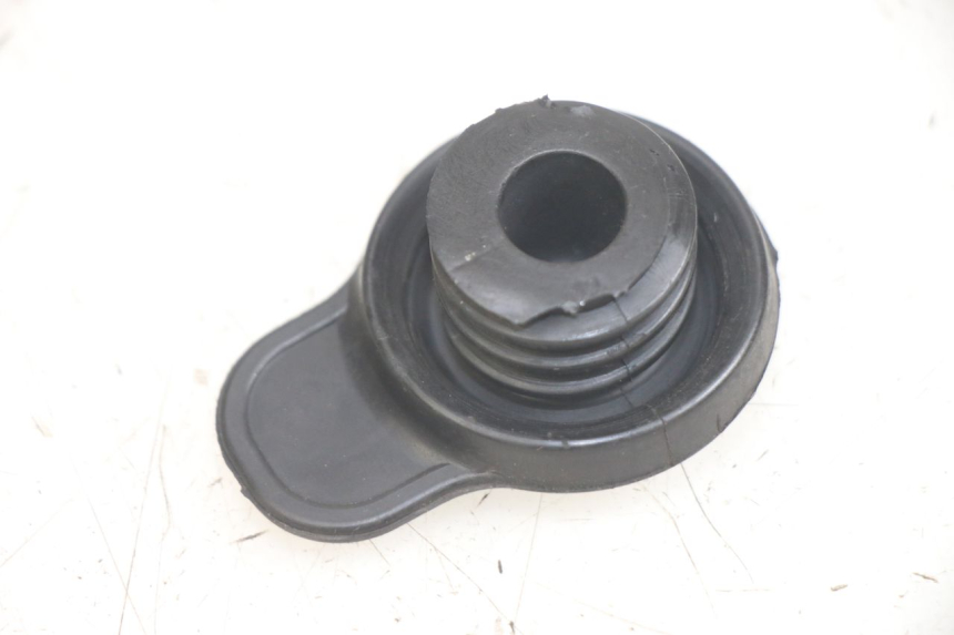 photo de TAPPO VASO ESPANSIONE YAMAHA NEOS NEO'S 4T 50 (2008 - 2016) - Dettaglio del componente