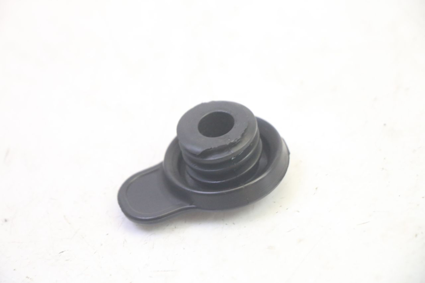 photo de TAPPO VASO ESPANSIONE YAMAHA NEOS NEO'S 4T 50 (2008 - 2016) - Altra angolazione